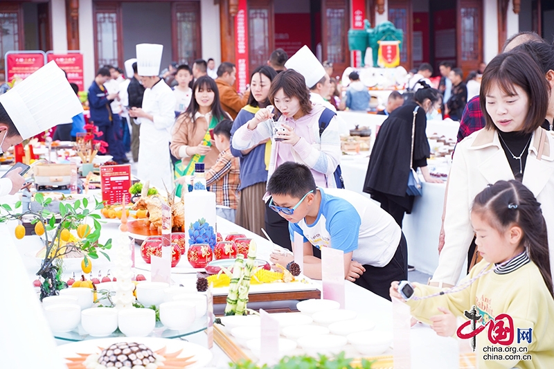 第八届四川（泸州）美食节烹香酒博会泸菜抢眼出圈(图8)