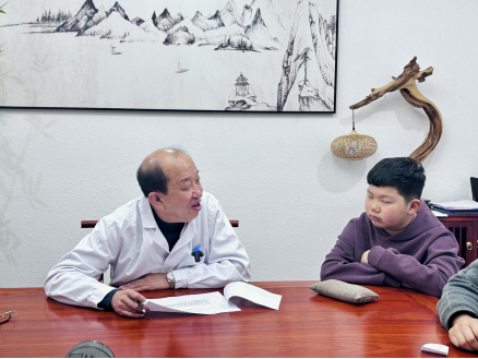 云太医孟牛安：近40年临床经验深谙儿童腺样体肥大治疗之道