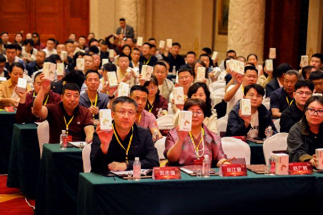 为传统产业打造新质生产力酣客君丰助力鄂尔多斯企业突破重围