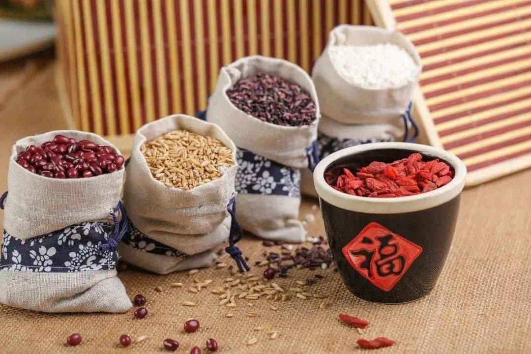 养生知识五谷者植物之种子也；种子者植物之精华也！