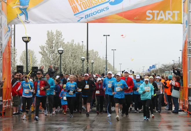 93岁的巴菲特3点长寿之道：其中坚持跑步是他对健康最好的投资！(图9)