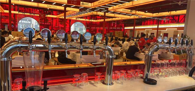 2024餐饮门店生意火爆的诀窍是差异化竞争？