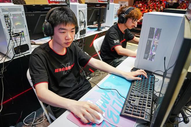 华东校园电竞一哥是他们!雷克沙高校电竞挑战赛上海决赛现场报道(图13)