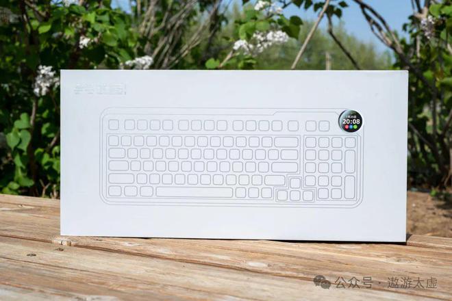 手柄老厂试水电竞键盘手感丝滑还有灵感旋钮北通灵感键盘上手(图3)