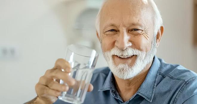 “老得慢”的男人一般会有这5个好习惯看看你能占几个？(图4)