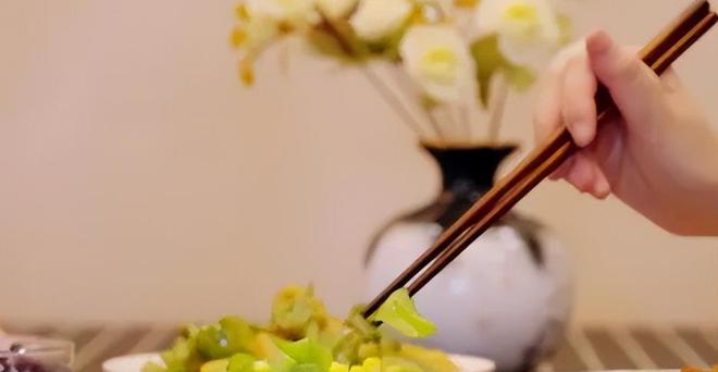 63岁阿姨坚持过午不食半年后去医院体检血压血脂情况变了个样(图7)