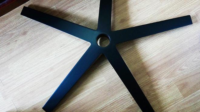 够潮流更解压:BLACKLYTE逐夜电竞椅评测(图6)