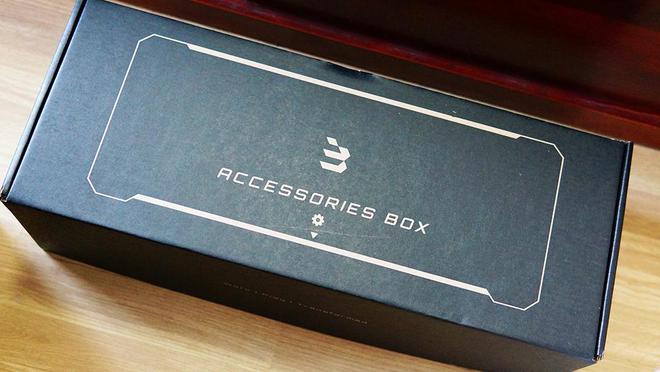 够潮流更解压:BLACKLYTE逐夜电竞椅评测(图9)