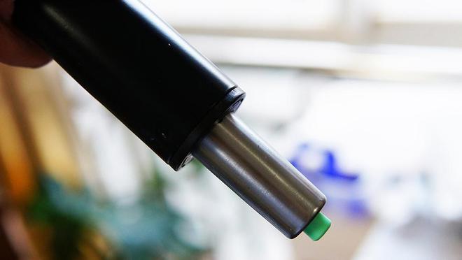 够潮流更解压:BLACKLYTE逐夜电竞椅评测(图15)