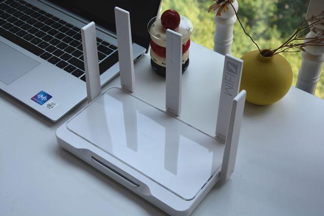 家庭网络直接一步到位锐捷雪豹BE50实测:WIFI7+电竞属性(图5)