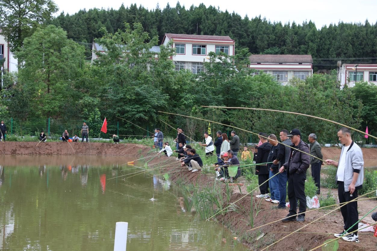 龙虾盛宴、啤酒狂欢……梓潼这个美食文化节不容错过(图2)