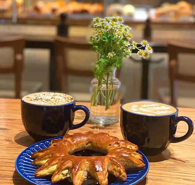 面包悄悄的餐饮化一年盈利上千万!(图5)