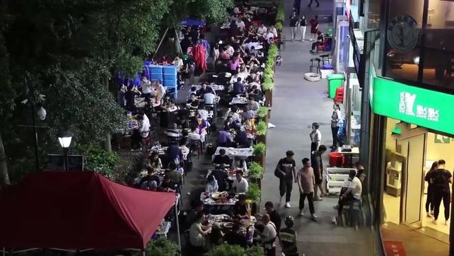 19年浙江美食街降“横祸”嫌疑人身影成谜警方一招让罪犯现身(图10)