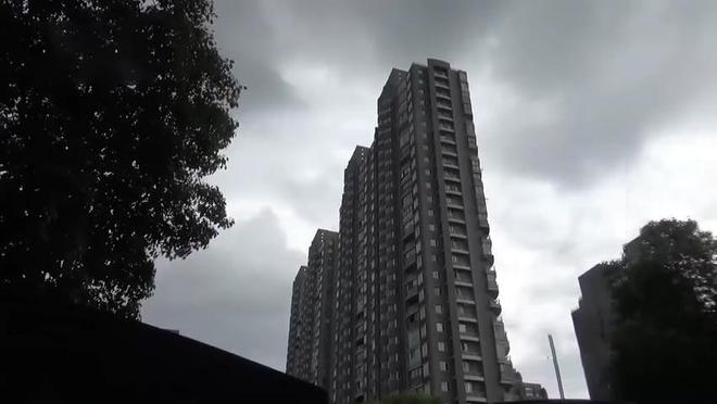 19年浙江美食街降“横祸”嫌疑人身影成谜警方一招让罪犯现身(图8)