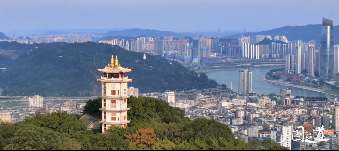 “物富汇通文明交往”的南方丝绸之路五粮液携手南方周末共同打造的《大国之道》首集正式播出(图2)