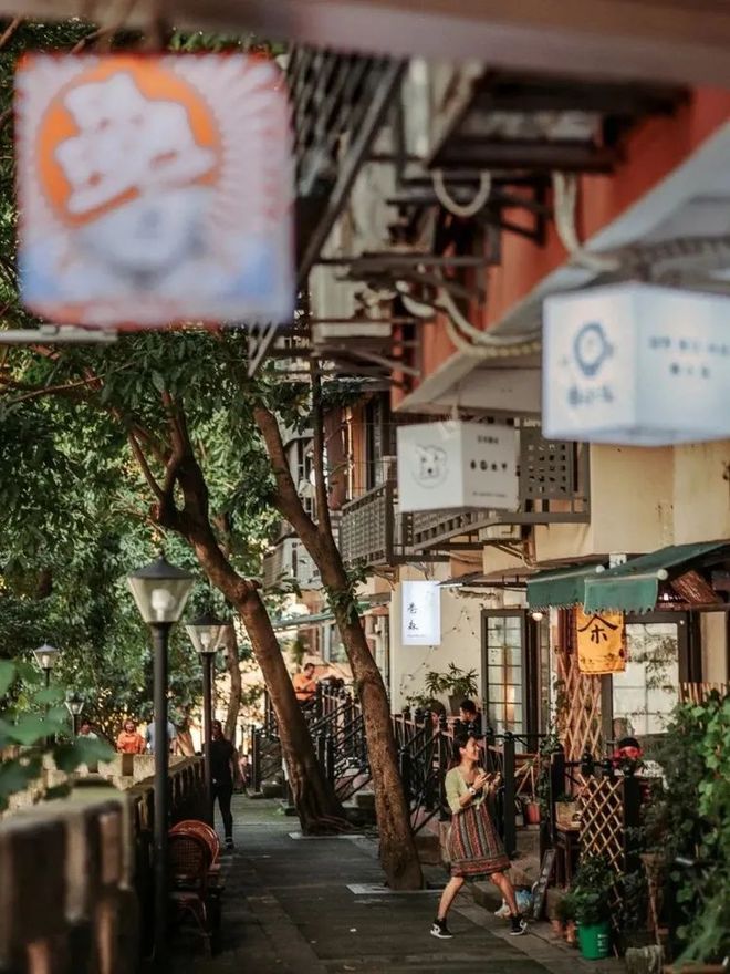 这很重庆!非标商业又出新玩法了(图22)