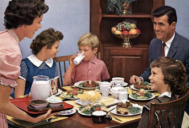 在美苏冷战期间的防空洞里能吃些什么?揭开一段不为人知的饮食史(图2)