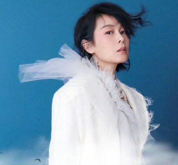 刘若英晒美食表示想退休工作室回应无需过度解读(图2)