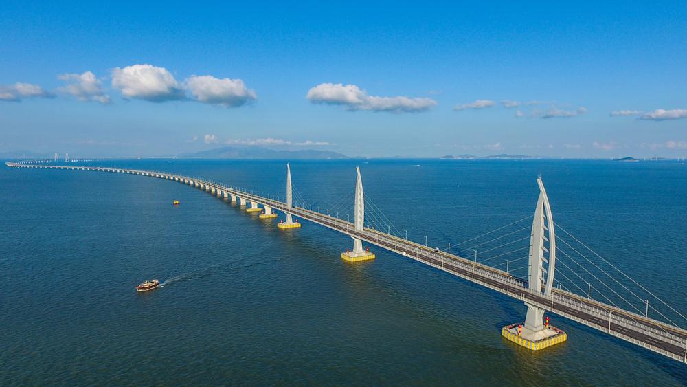 【龙腾湾区·桥见未来】专访港珠澳大桥总设计师孟凡超:大型桥梁建造如同烹饪一道复杂的美味佳肴(图3)