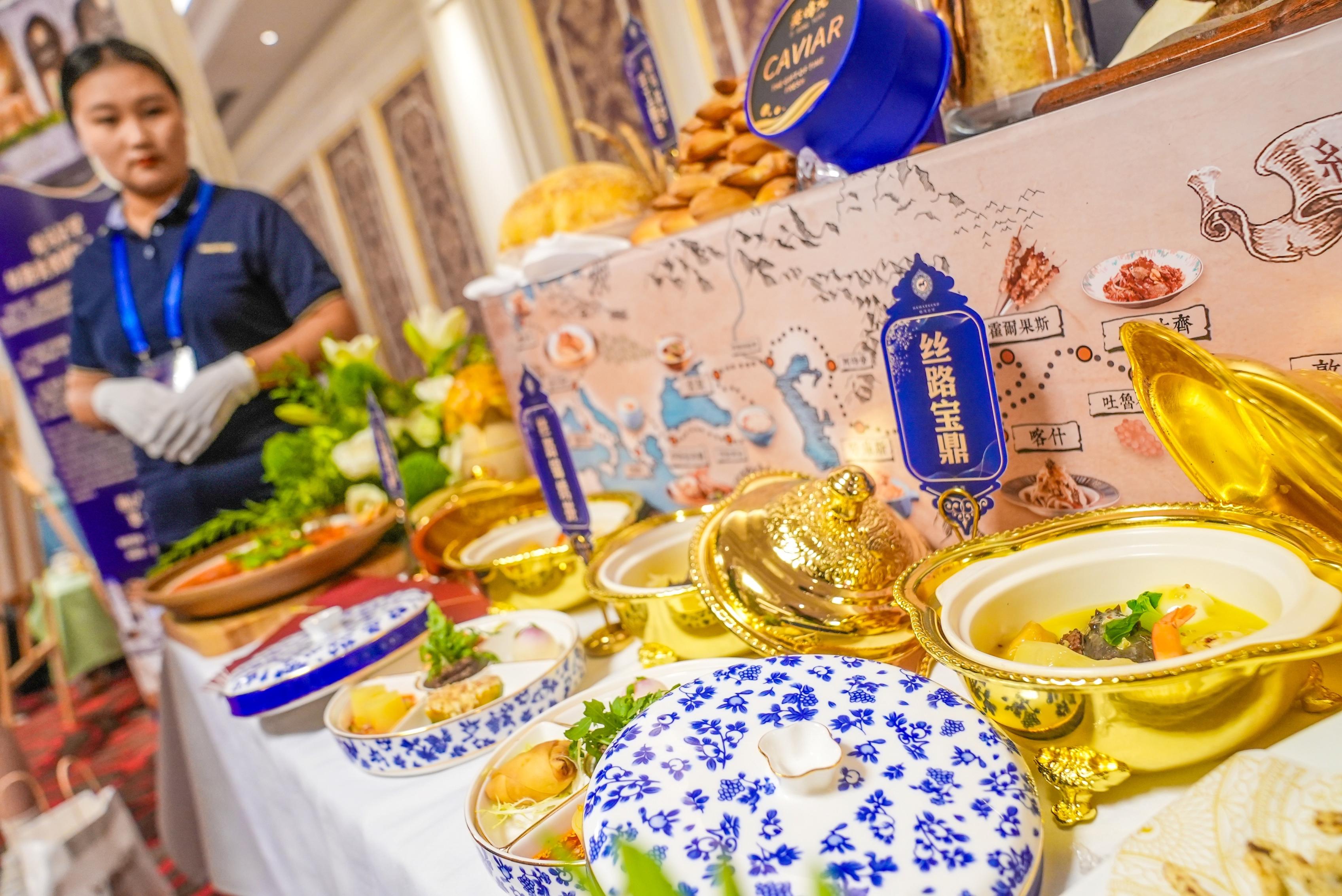 体验舌尖上的“一带一路”丝路美食文化节开幕(图4)