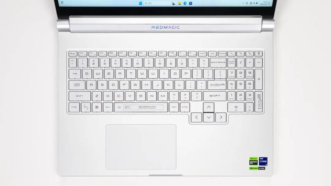 聊一款CNC一体工艺制造的游戏本 聊一款CNC一体工艺制造的游戏本