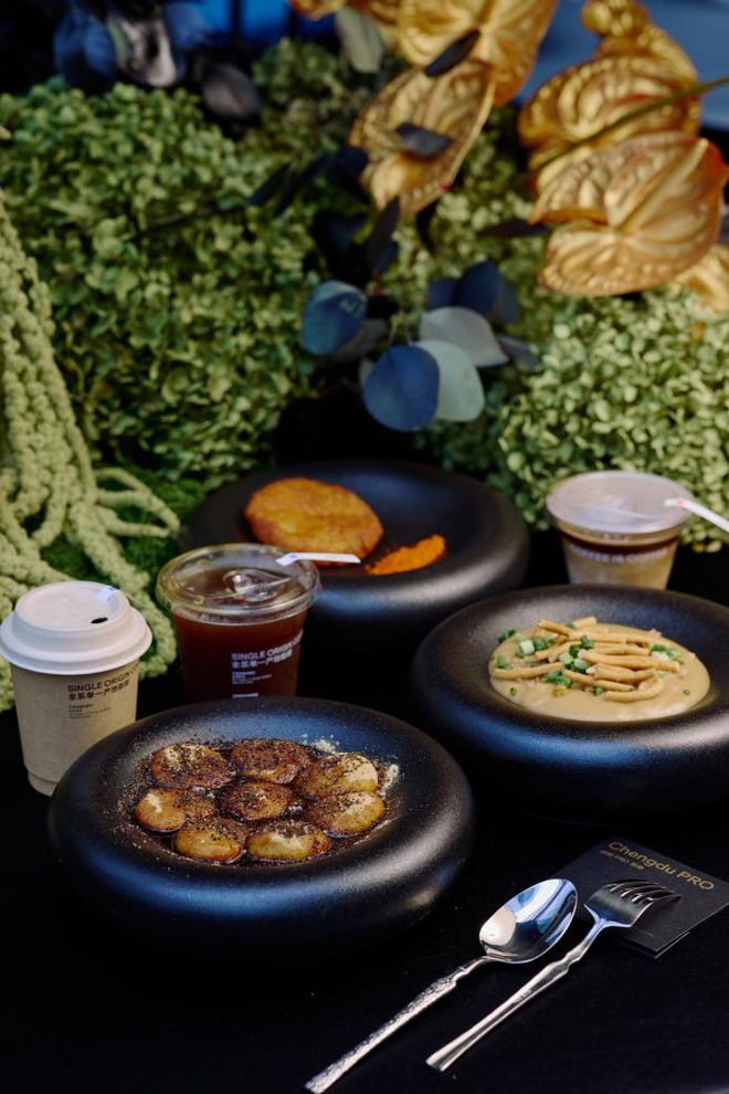 GridCoffeePRO系列初亮相成都携手在地美食打造成都PRO菜单!(图8)