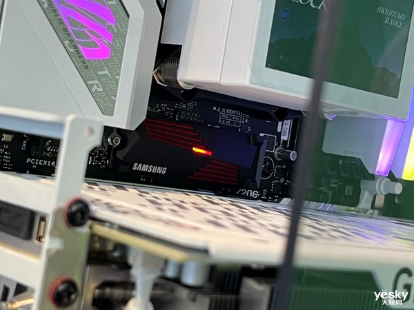 LPL名宿助阵三星存储引领爆燃BiliBiliWorld电竞现场(图6)