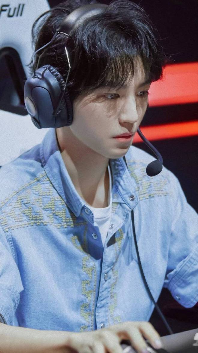 王俊凯将出席英雄联盟手游2周年庆典电竞盛宴不可错过！(图4)