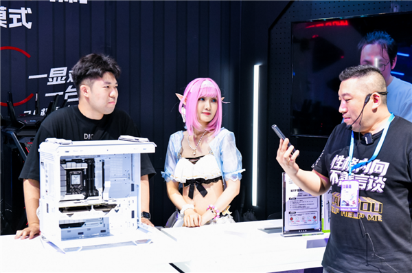 竞无止境ROG空降BW2024嘉年华释放高能竞力！(图11)