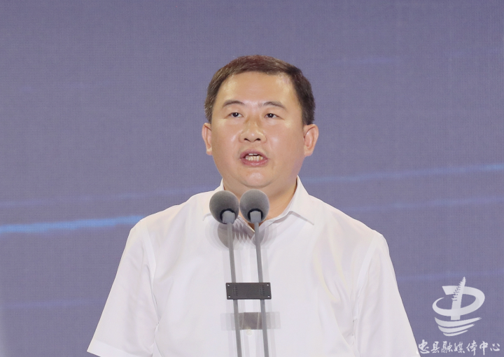 第二届川渝大学生电竞大赛总决赛在忠县举行李电宣布启幕龙东阁徐海波陈强杨贵山贺秀山袁德祥雷亚平出席 第二届川渝大学生电竞大赛总决赛在忠县举行李电宣布启幕龙东阁徐海波陈强杨贵山贺秀山袁德祥雷亚平出席