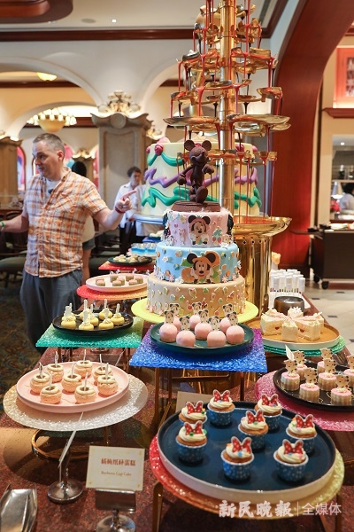 金瓜油墩子、水蜜桃麻薯、崩瓜马卡龙……上海迪士尼用本地特色农产品烹饪出30余道时令美食(图4)