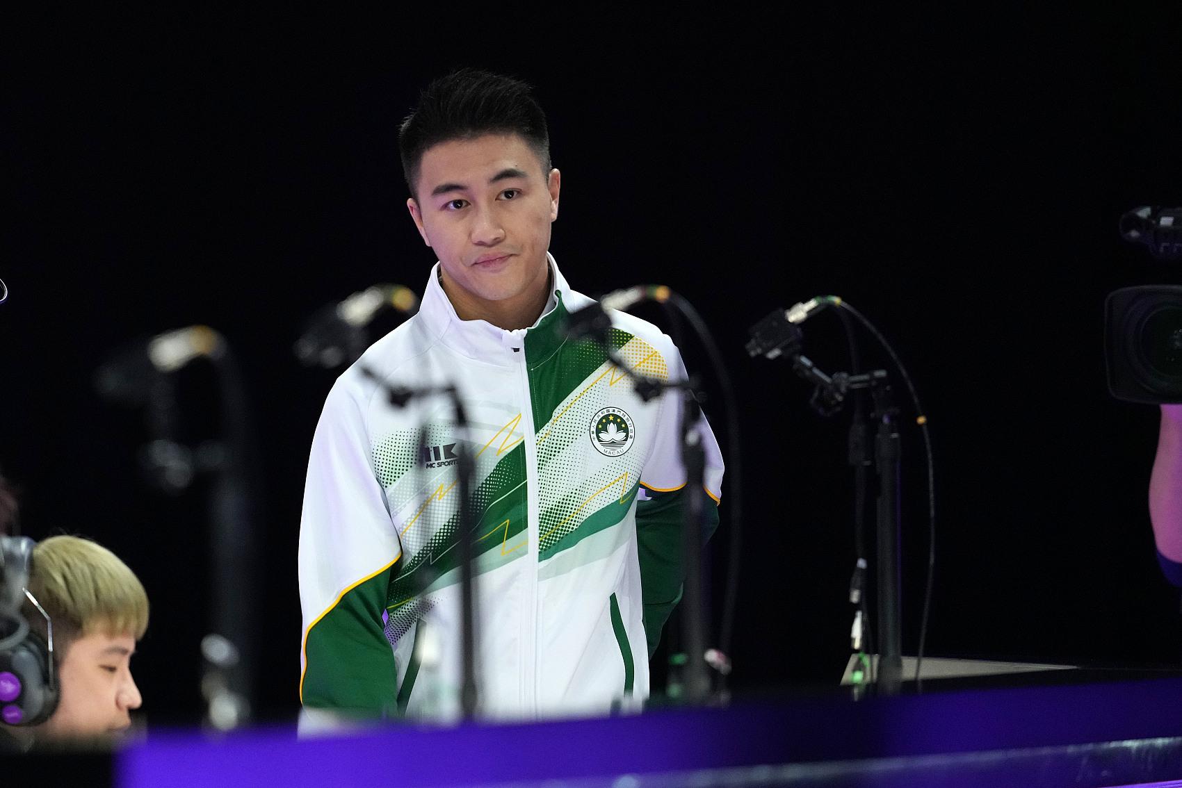 中国电竞再进一步!何猷君在纳斯达克敲钟 中国电竞再进一步!何猷君在纳斯达克敲钟