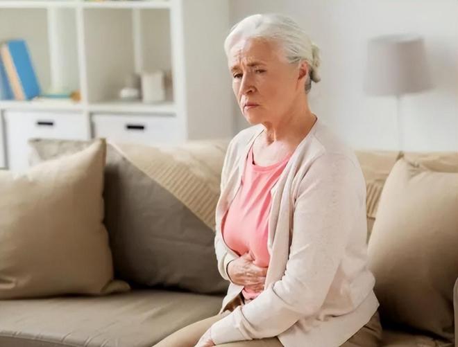 医生提醒:岁数大了宁可吃腌菜熏肉都不要多吃这4种蔬菜(图3)