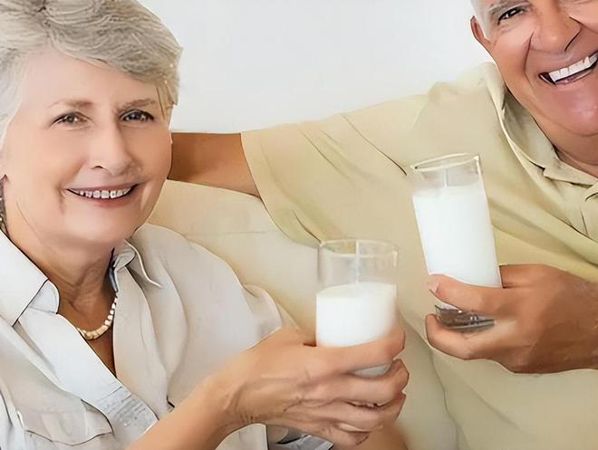 医生提醒:岁数大了宁可吃腌菜熏肉都不要多吃这4种蔬菜(图23)