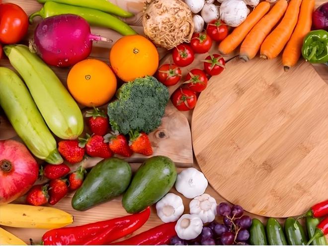 医生提醒:岁数大了宁可吃腌菜熏肉都不要多吃这4种蔬菜(图21)