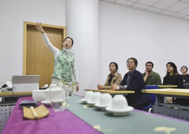 每次都要拼手速!市民夜校这次还新增了电竞课→(图8)