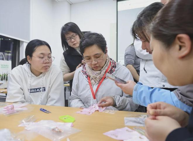 每次都要拼手速!市民夜校这次还新增了电竞课→(图2)