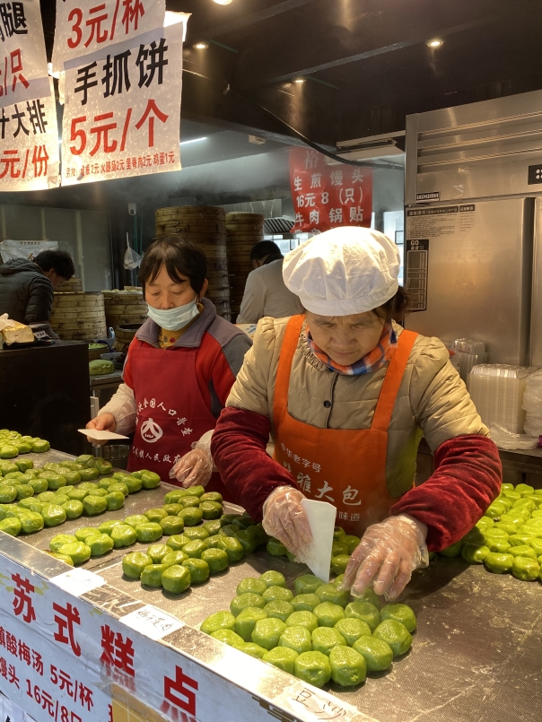 沈嘉禄：阿婆与美食(图2)