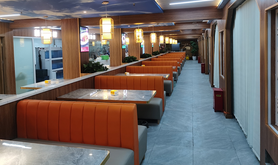 天钥桥路哈尼地下美食广场变身既有烟火气又有安全感(图3)