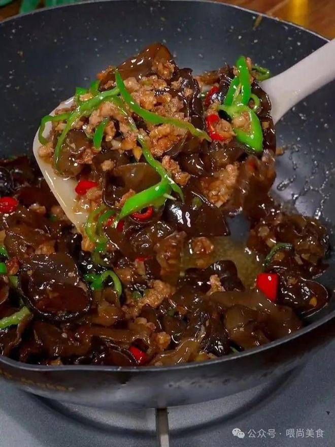 推荐5道木耳美味食谱好吃下饭凉拌小炒皆有特色快来试试吧！(图5)