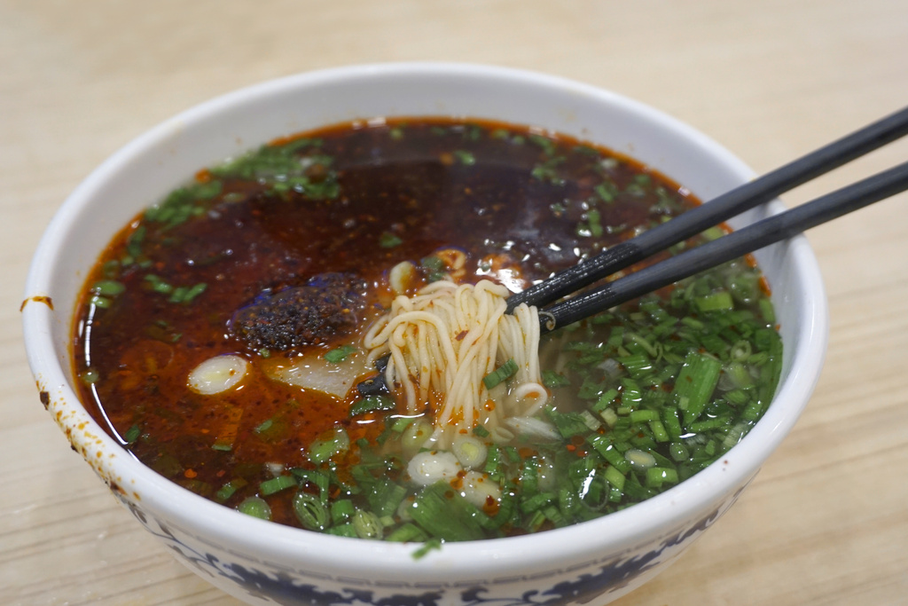 “美食天堂”新加坡中国餐馆“独占鳌头”(图2)
